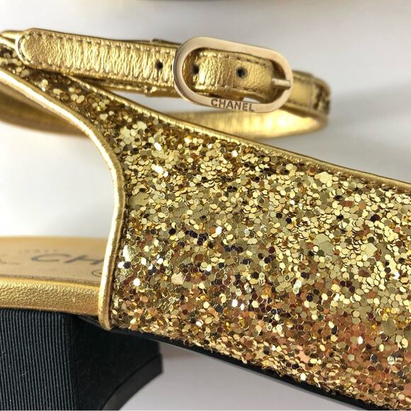 Chanel CC Logo Glitter and Grosgrain Cap Toe Slingback Platform Heel Pumps 37 - Picture 10 of 13
